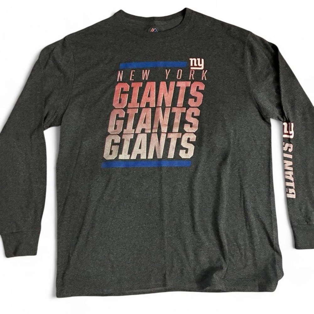 NWOT 2016 Majestic Athletic New York Giants long sleeve shirt, size XL